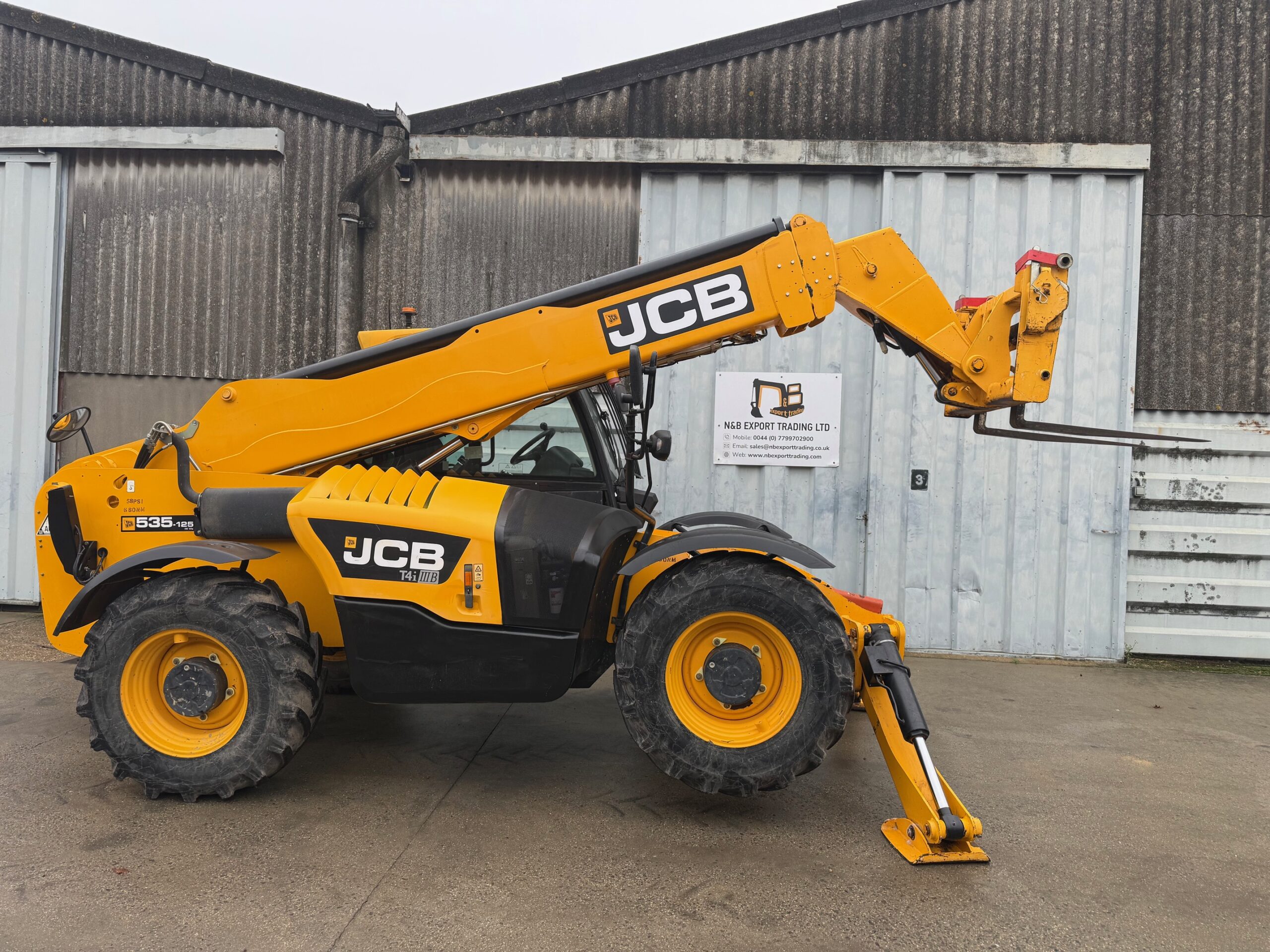 IMG_4184 JCB 535-125 year 2014