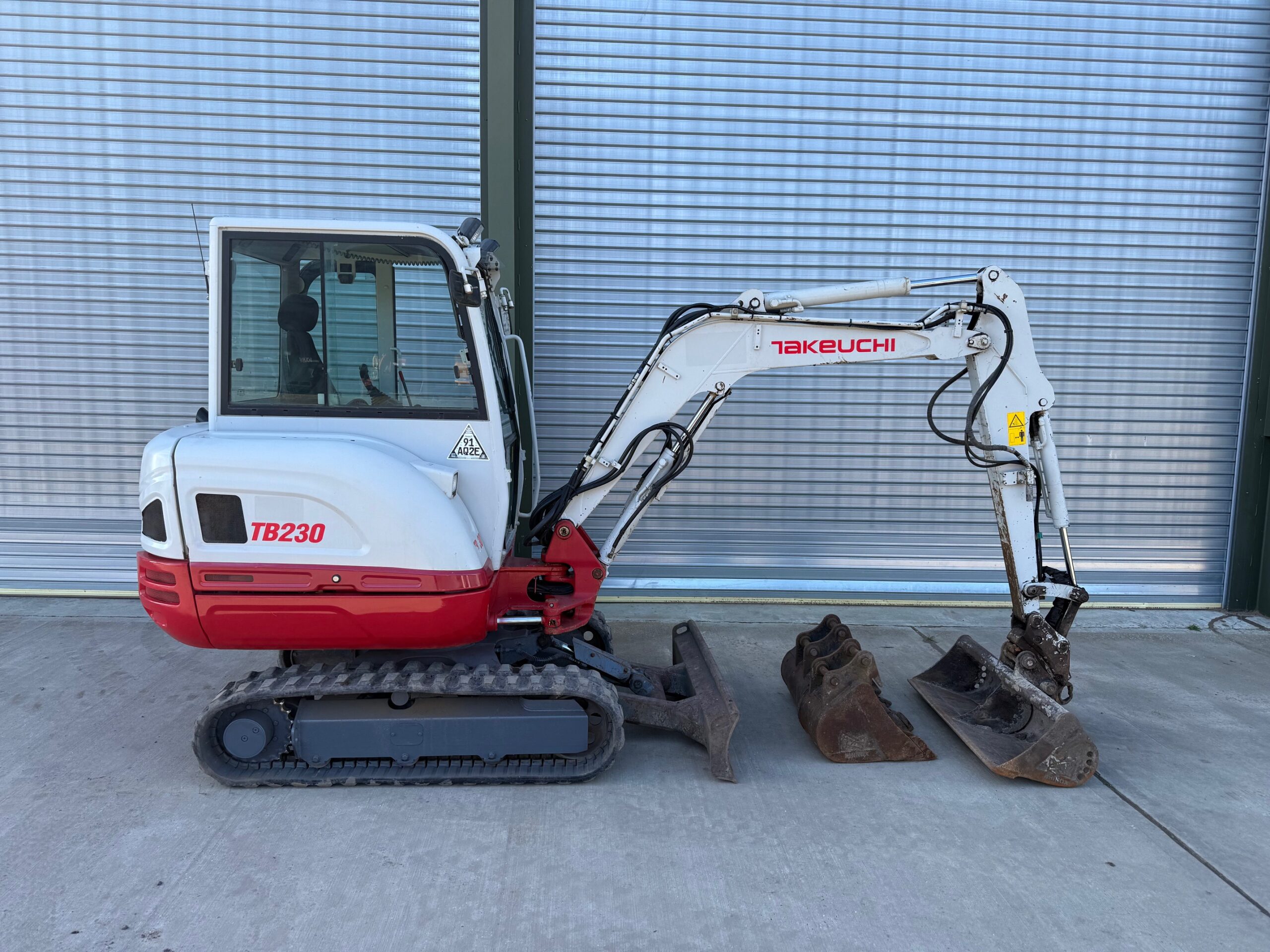 IMG_6753 Takeuchi TB230 year 2017